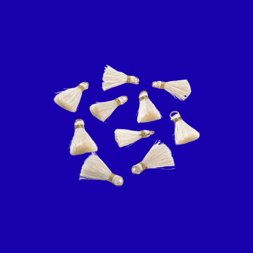 Charm Pompons Beige